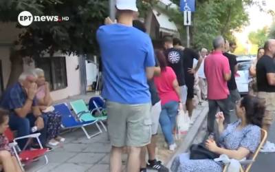 Θεσσαλονίκη: Κοιμήθηκαν έξω από αστυνομικό τμήμα για να βγάλουν διαβατήριο με την παλιά ταυτότητα (Βίντεο)