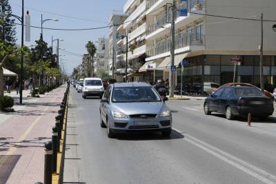 Περιμένοντας απαντήσεις για την οδό Ναυαρίνου 