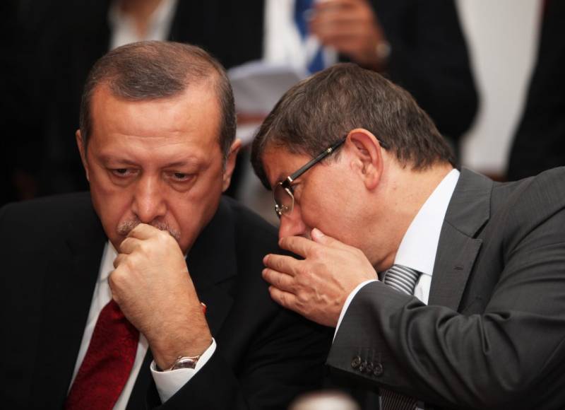 Νταβούτογλου σε Ερντογάν: «Αυτό είναι προδοσία»