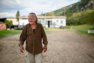 Η παράκληση της οικογένειας του Νίκου Καλογερόπουλου για την πολιτική κηδεία του