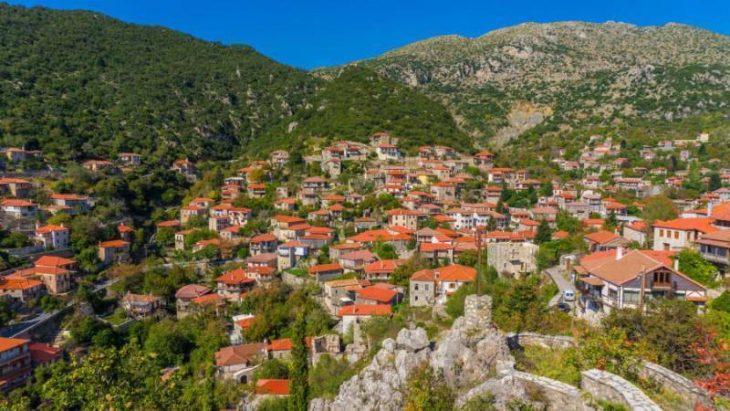 ΕΝΦΙΑ: Νέα εκκαθαριστικά με μείωση φόρου 50% για ιδιοκτήτες ακινήτων σε μικρούς οικισμούς