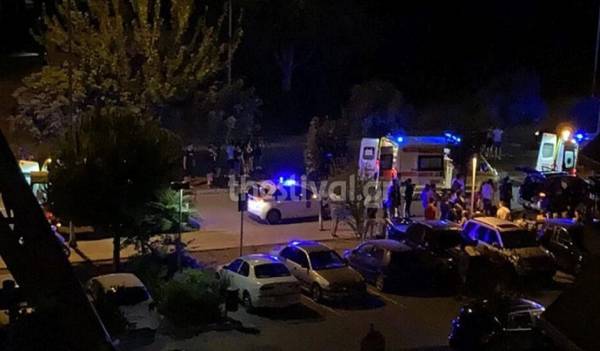 Θεσσαλονίκη: Τροχαίο με έξι νεαρούς, το αυτοκίνητό τους έπεσε σε κολόνα