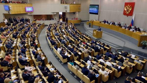 Η ρωσική βουλή ενέκρινε νομοσχέδιo που επιβάλλει πρόστιμα για ψευδείς ειδήσεις