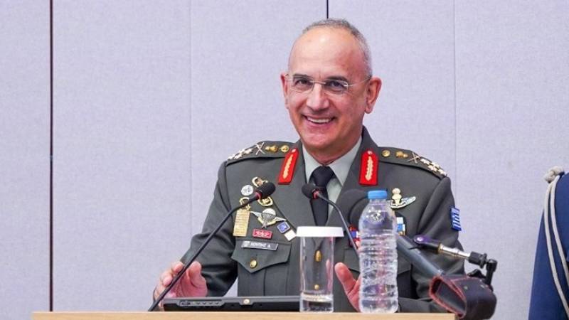 Αρχηγός ΓΕΕΘΑ: Κορυφαίος πολλαπλασιαστής ισχύος των Ενόπλων Δυνάμεων το έμψυχο δυναμικό τους