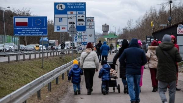 ΟΗΕ: Στους 8,3 εκατ. ανθρώπους θα φθάσουν οι πρόσφυγες από την Ουκρανία