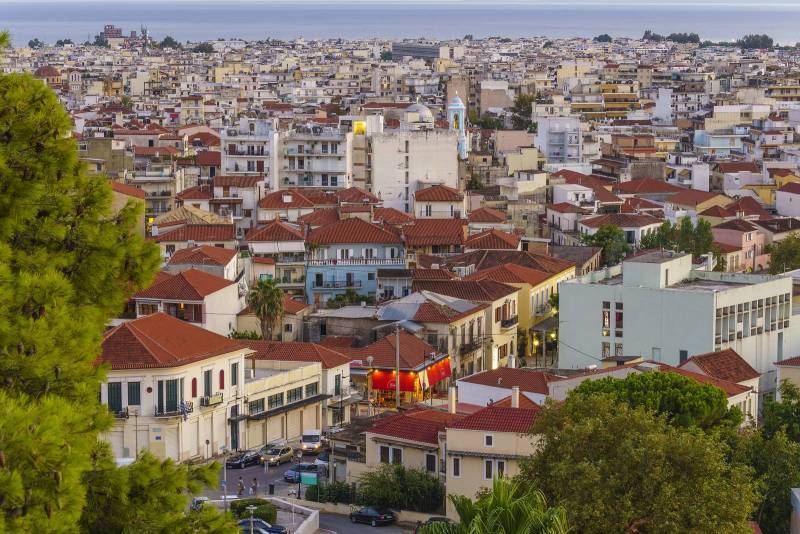 Τρία ακίνητα της ΔΥΠΑ για κοινωνικές κατοικίες στην Καλαμάτα