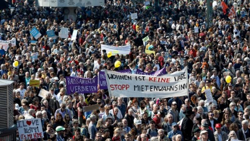 Χιλιάδες διαδηλωτές στο Βερολίνο κατά της «τρέλας των ενοικίων»