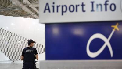 Συνελήφθη 51χρονη στο «Ελ. Βενιζέλος» με 43 κιλά ακατέργαστης κάνναβης