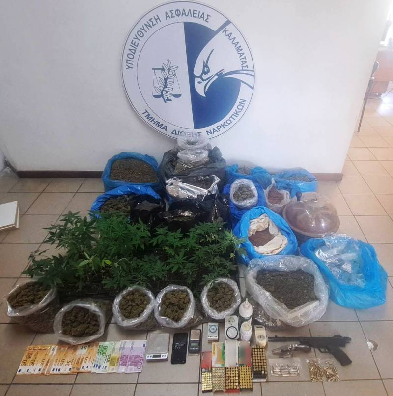 Δύο συλλήψεις από το Τμήμα Δίωξης Ναρκωτικών Καλαμάτας: Κατασχέθηκαν 25 κιλά χασίς και 2.980 φιαλίδια αναβολικών ουσιών