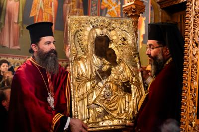 Η Καλαμάτα τιμά την Παναγία Υπαπαντή - Ενθρόνιση της Ιεράς Εικόνας