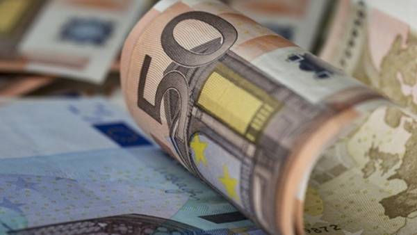 Επιστροφές φόρων 5,3 δισ ευρώ από την ΑΑΔΕ το 2018