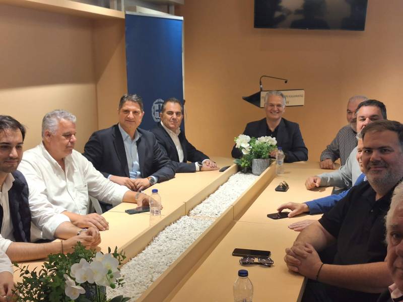 Συνάντηση Πτωχού με δημάρχους της Μεσσηνίας: Στο επίκεντρο χρηματοδοτικά προγράμματα και έργα