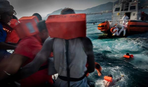 Ιταλία: 8 πτώματα εντοπίστηκαν σε πλεούμενο στα χωρικά ύδατα της Μάλτας