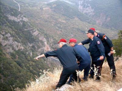 Τραγωδία στο Λεωνίδιο: Νεκρός αναρριχητής από αποκόλληση βράχου (βίντεο)