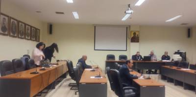 Συνεδριάζει τη Δευτέρα το Δημοτικό Συμβούλιο Τριφυλίας
