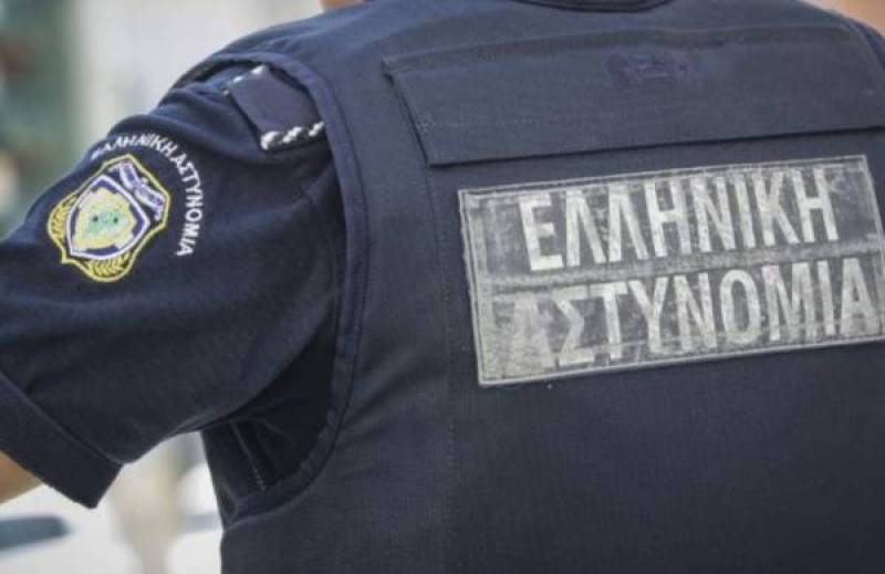 20χρονος στην Καλαμάτα με σιδερολοστό και σουγιά