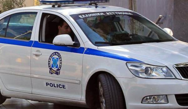 Θεσσαλονίκη: Συνελήφθη 13χρονος για διακίνηση προσωπικών φωτογραφιών και βίντεο συνομήλικής του – Η παθούσα αποπειράθηκε να αυτοκτονήσει