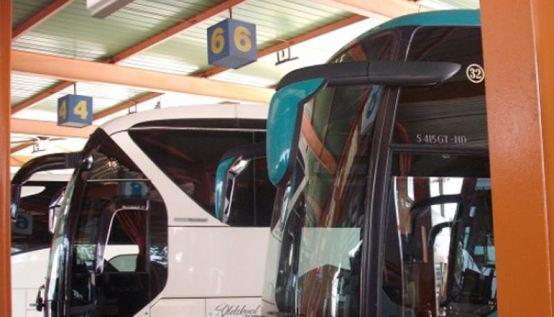Αναστάτωση με ηλικιωμένο σε λεωφορείο του ΚΤΕΛ Βόλου