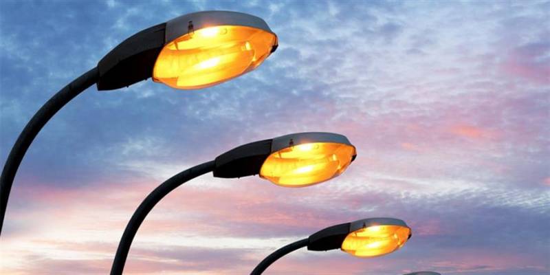 Επεκτάσεις δημοτικού φωτισμού μέσω ΔΕΗ στο Δήμο Καλαμάτας