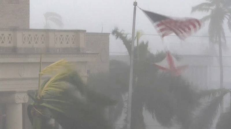 ΗΠΑ: Στο έλεος του τυφώνα «Ίαν» η Φλόριντα (βίντεο)