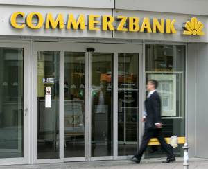 Commerzbank: Διπλασιάστηκαν οι πιθανότητες για grexit