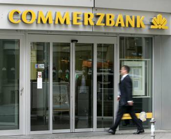 Commerzbank: Διπλασιάστηκαν οι πιθανότητες για grexit