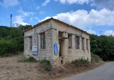 Υπουργείο Πολιτισμού: Προχωρά τις διαδικασίες για την αποκατάσταση του διατηρητέου Δημοτικού Σχολείου Κάτω Αμπελοκήπων