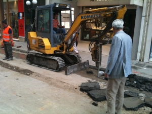 Ξεκίνησαν οι εργασίες για τη πεζοδρόμηση του ιστορικού κέντρου της Τρίπολης