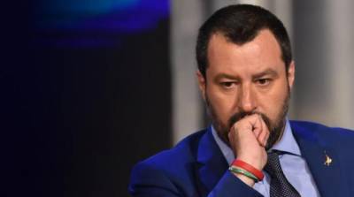 Ιταλία: Η Λέγκα ζητά &quot;τη δημιουργία ενός ενιαίου σπιτιού της κεντροδεξιάς στην Ευρώπη, χωρίς να ασκείται βέτο&quot;, τόνισε ο Ματέο Σαλβίνι - Συνομιλία με τη Λεπέν