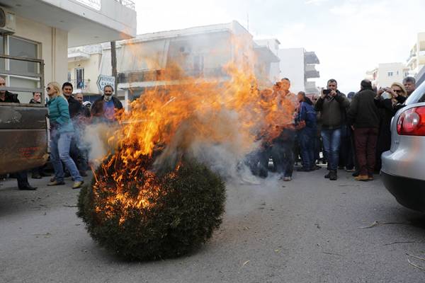 Ανάκριση για τα επεισόδια στο Δασαρχείο Καλαμάτας