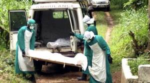Συνεχή νέα κρούσματα Εμπολα - 729 θάνατοι στην Αφρική
