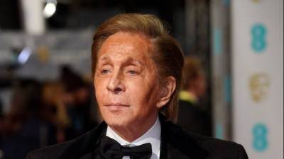 Πέθανε ο Ιταλός σχεδιαστής μόδας Βαλεντίνο