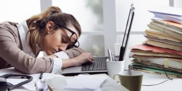 Η στέρηση ύπνου οδηγεί σε ψευδείς ομολογίες κατά την ανάκριση