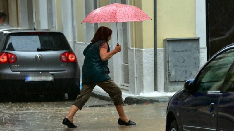 Επιδείνωση του καιρού, με τοπικές βροχές, καταιγίδες και πτώση της θερμοκρασίας