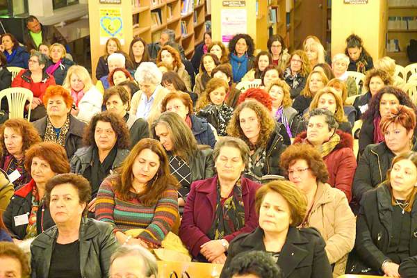 200 γυναίκες στις εξετάσεις πρόληψης καρκίνου του μαστού στους Γαργαλιάνους
