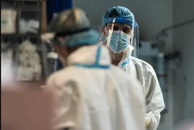 ΕΣΥ: Έρχονται αυξήσεις αποδοχών και άλλα κίνητρα για τους γιατρούς