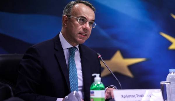 Σταϊκούρας: Ισχυρό μήνυμα εμπιστοσύνης στην οικονομία η απόφαση της ΕΚΤ
