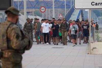 Ισπανία – Θέουτα: Η κρίση αποκλιμακώνεται, όμως οι πληγές παραμένουν ανοιχτές
