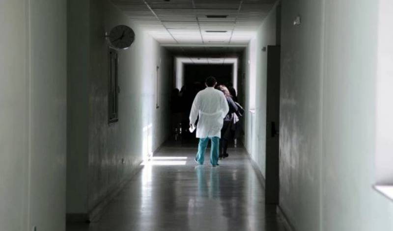 Βόλος: Μητέρα και γιος που ήταν ανεμβολίαστοι πέθαναν από κορονοϊό