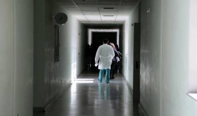 Βόλος: Μητέρα και γιος που ήταν ανεμβολίαστοι πέθαναν από κορονοϊό