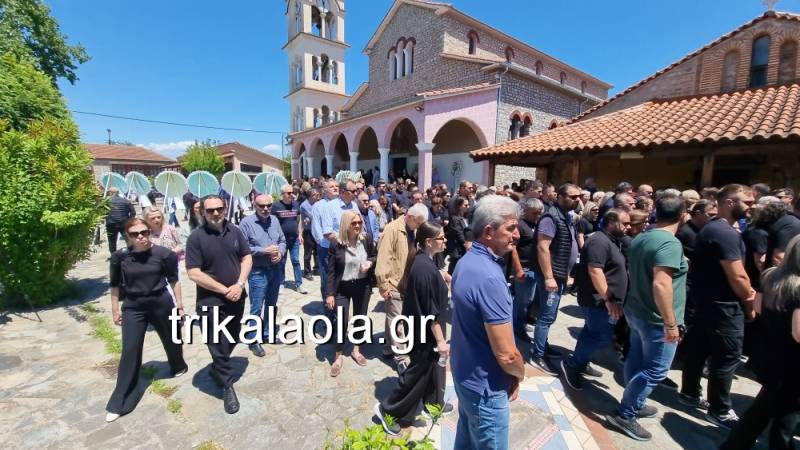Θρήνος στην κηδεία του 30χρονου Στέφανου που πνίγηκε στη Λευκάδα (βίντεο)