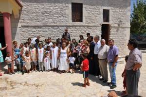 Βαπτίστηκαν 28 παιδιά  στην Καρποφόρα