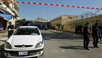 Να μην παραστούν οι συγγενείς θυμάτων στη δίκη της ΧΑ ζητεί η υπεράσπιση