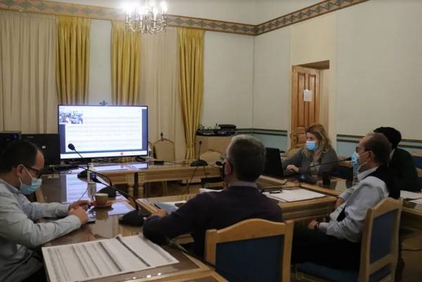 Περιφέρεια Πελοποννήσου: Ενημερωτική σύσκεψη για το πλαίσιο δημοσίων συμβάσεων