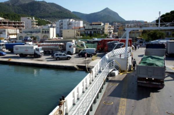 Ηγουμενίτσα: Μηχανική βλάβη σε πλοίο με 241 επιβάτες