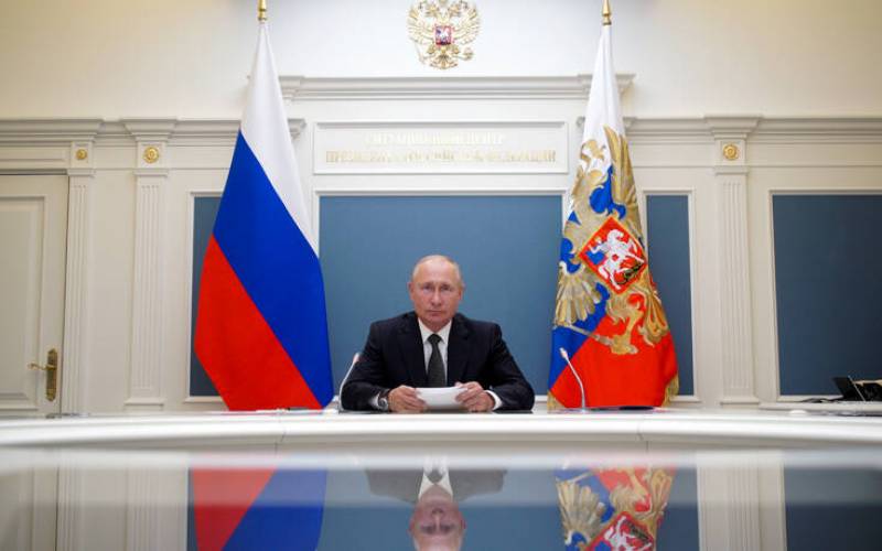 Μέχρι το 2036 στην εξουσία ο Πούτιν: Πέρασε η συνταγματική αναθεώρηση
