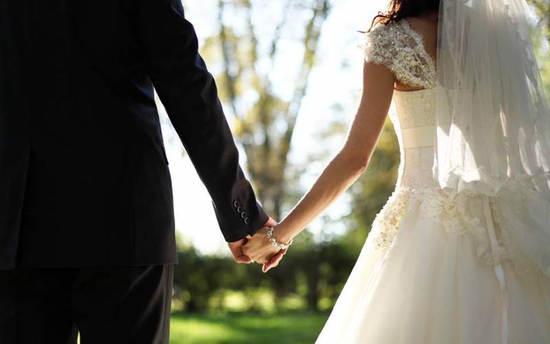 Έρευνα: Ο γάμος συνδέεται με μειωμένο κίνδυνο εμφάνισης άνοιας