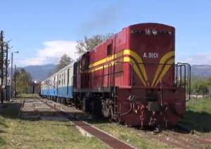Ταξιδεύοντας σιδηροδρομικώς από την Κόρινθο στην Κυπαρισσία (βίντεο)