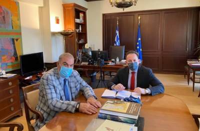 Λεβεντάκης σε Πέτσα για «Αντώνης Τρίτσης»