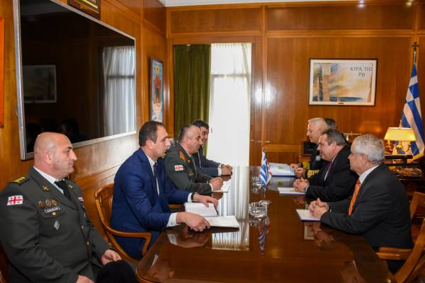 Συνάντηση Πάνου Καμμένου με τον Αρχηγό των Ενόπλων Δυνάμεων της Γεωργίας